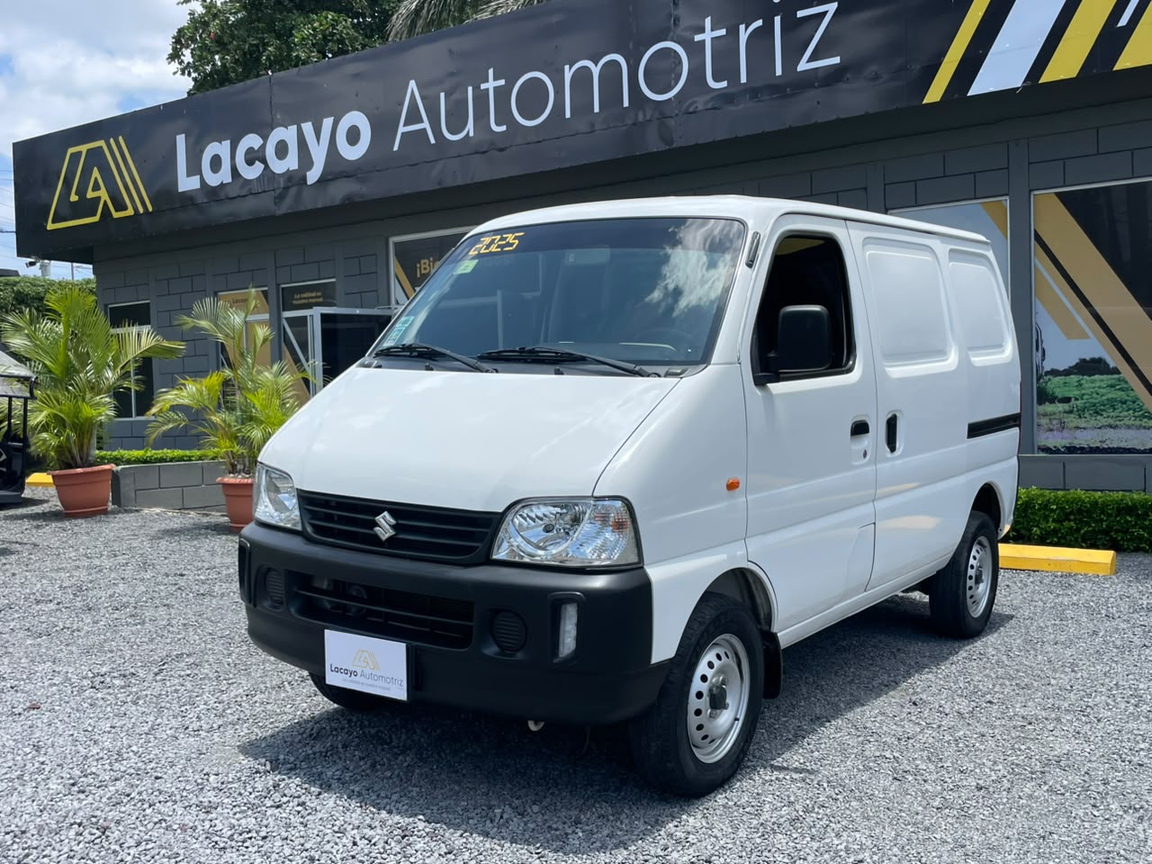 2025 Suzuki EECO