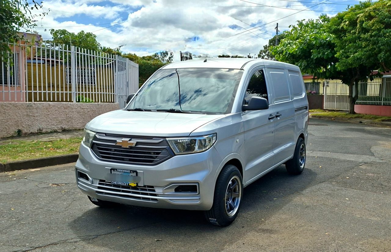 2021 Chevrolet N300 Panel