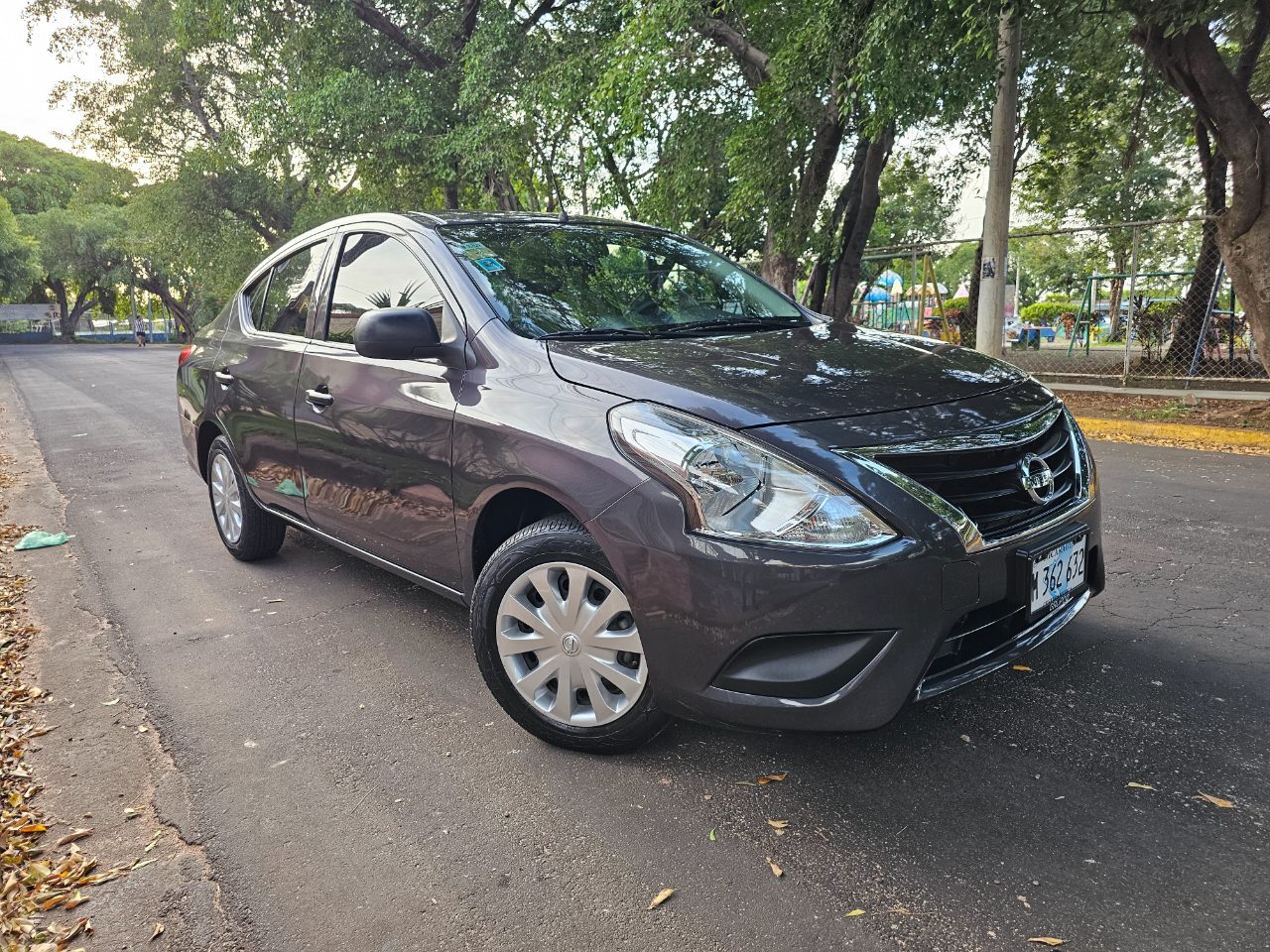 2023 Nissan Versa Advance